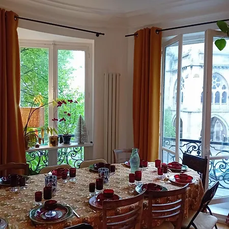 Apartment Chez Thomas Comme Chez Vous Saint-Denis (Seine-Saint-Denis)